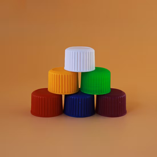 Échantillon de bouteille de milieu chimique de réactif en polyéthylène HDPE de 8 ml 15 ml 30 ml 50 ml 60 ml avec capuchon